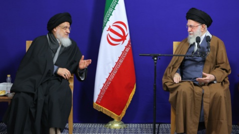 گزارش تصویری/ دیدار رهبر انقلاب با اعضای ستاد برگزاری کنگره بزرگداشت آیت‌الله العظمی میلانی