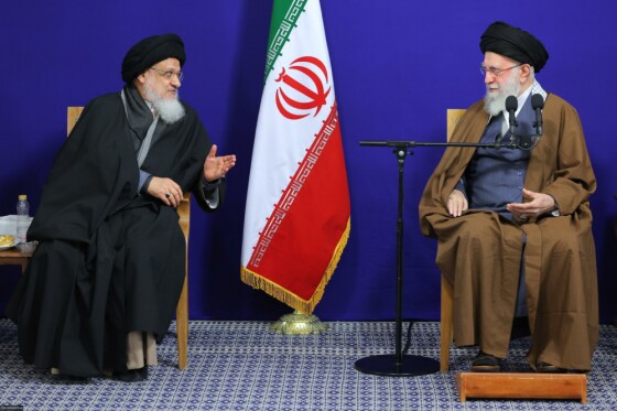 دیدار رهبر انقلاب با اعضای ستاد برگزاری کنگره بزرگداشت آیتالله العظمی میلانی