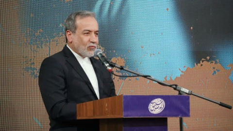 پیوستن وزیر امور خارجه به پویش «سفیران انرژی» در اصفهان