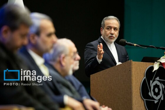 سفر وزیر امور خارجه به اصفهان