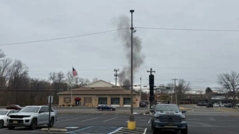 فیلم/ سقوط دو بالگرد پس از برخورد هوایی در نیوجرسی آمریکا