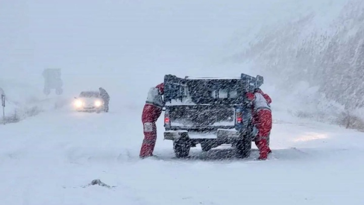 خطر در کمین ۲۸ استان؛ کولاک مرگبار غرب کشور تا سه‌شنبه ادامه دارد