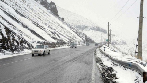 تجهیزات زمستانی همراه داشته باشید/ ترافیک در محدوده کرج سنگین است