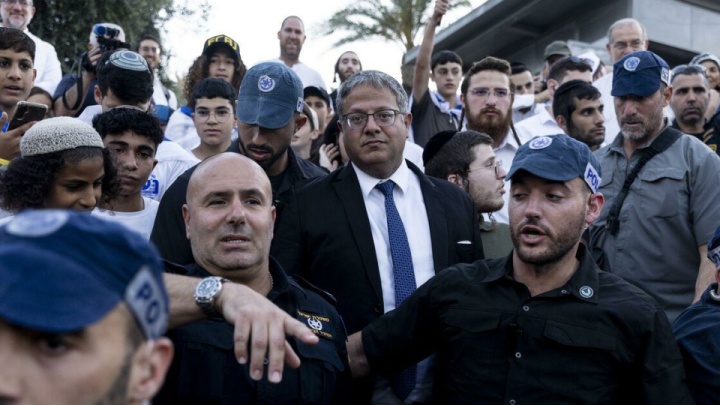 تشدید محدودیت‌های پخش اذان در اسرائیل از جریمه ۵۰ هزار شکلی تا مصادره بلندگوها