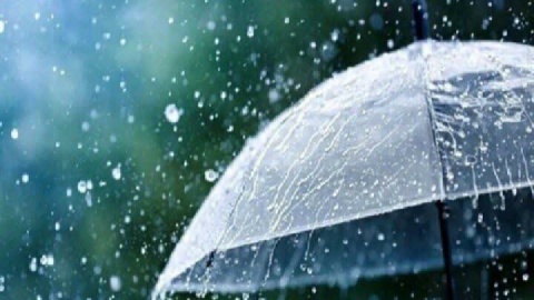 فیلم/ بارش شدید تگرگ در ایوان