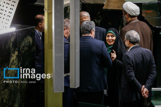 بررسی لایحه بودجه ۱۴۰۵ با حضور رئیس جمهور در مجلس شورای اسلامی