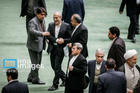 بررسی لایحه بودجه ۱۴۰۵ با حضور رئیس جمهور در مجلس شورای اسلامی