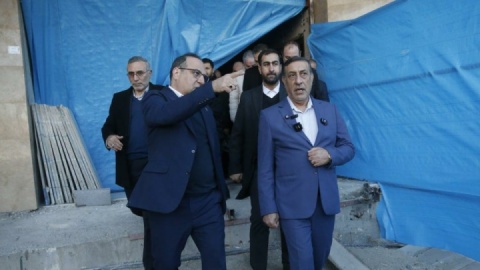 گزارش تصویری/ بازدید معاون اجرایی رئیس جمهور از روند بازسازی ورزشگاه آزادی