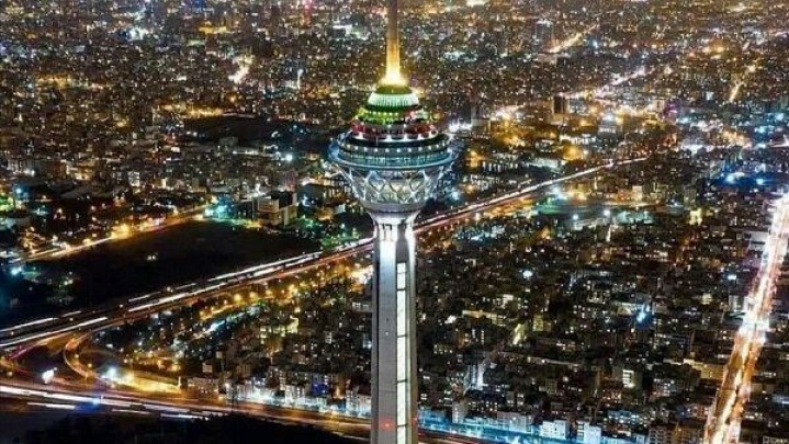 امکان بازدید از برج میلاد در آخر هفته وجود دارد؟