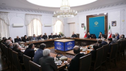 ۴ تصمیم مهم دولت و مجلس برای حمایت از بازار و فعالان اقتصادی