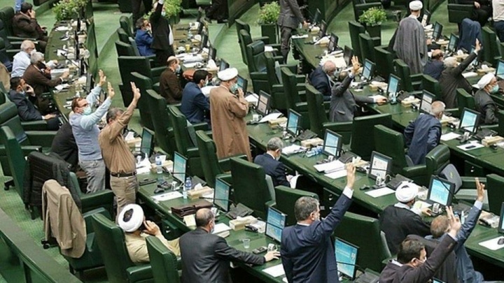 ‌‌ادعای خبرگزاری فارس: نامه نمایندگان مجلس به رییس‌جمهور برای به‌کار نگرفتن همتی