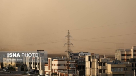 گزارش تصویری / هجوم ریزگردها به آسمان یزد