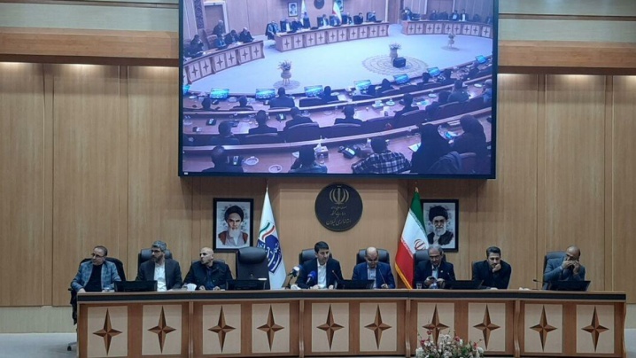 وزیر ارتباطات: باید به سمت استفاده از اپراتورهای هوش مصنوعی حرکت کنیم