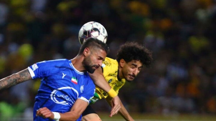 ساعت دیدار سپاهان و استقلال تغییر کرد