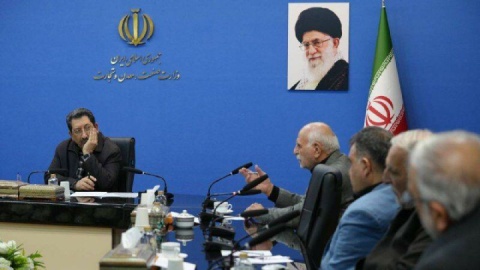 نشست مسئولان اتاق اصناف کشور و امنای بازار با وزیر صمت