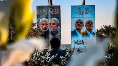 حضور گسترده مردم عراق در محل شهادت سرداران مقاومت