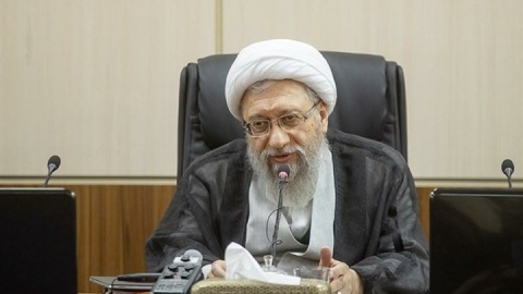 انتقاد و مطالبه‌گری حق ملت است