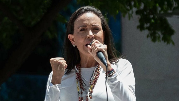 رهبر اپوزیسیون ونزوئلا: آماده‌ایم قدرت را به دست بگیریم