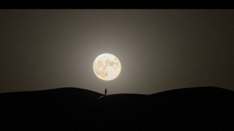 عکس روز ناسا از ماه کامل