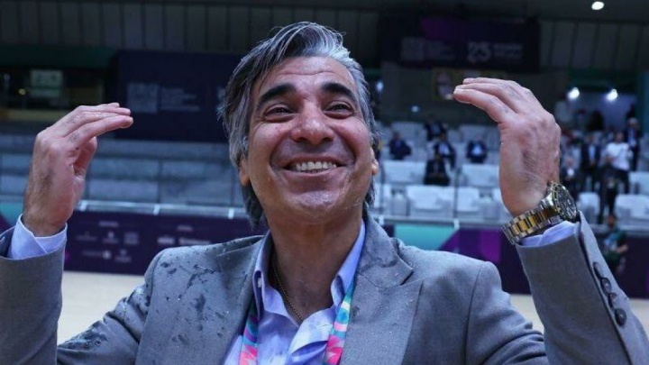وحید شمسایی نامزد بهترین مربی سال فوتسال جهان شد
