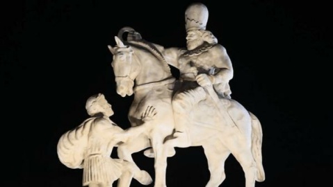 مجسمه والرین در فرودگاه مهرآباد نصب شد