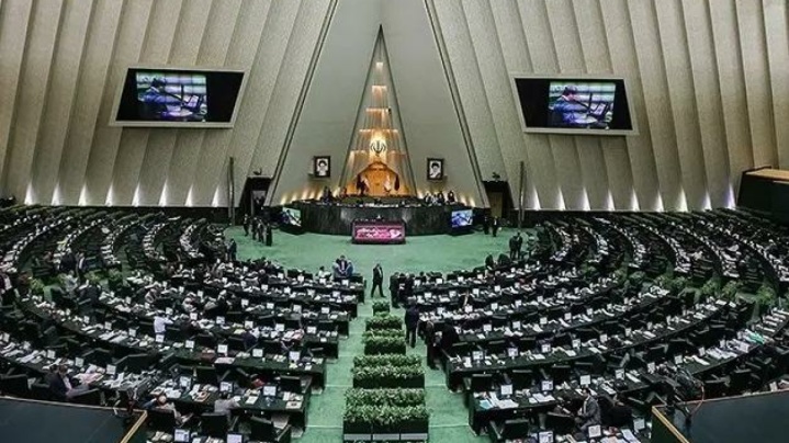 بودجه ۱۴۰۵ و سوال از وزیر اقتصاد در دستور کار مجلس