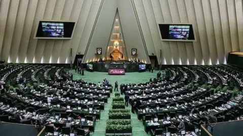 بودجه ۱۴۰۵ و سوال از وزیر اقتصاد در دستور کار مجلس