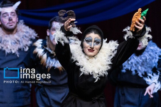 نمایش منطق الطیر