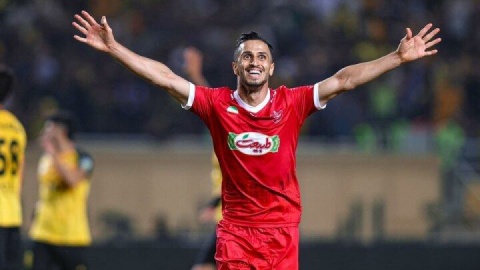 توافق پرسپولیس با علی علیپور