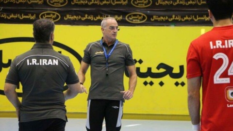 سرمربی اسپانیایی هندبال ایران: با وجود گروه مرگ، برای صعود میجنگیم!