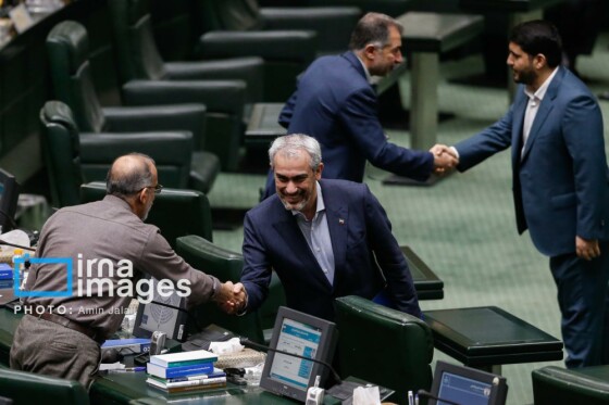 حضور وزیر اقتصاد در جلسه علنی مجلس شورای اسلامی