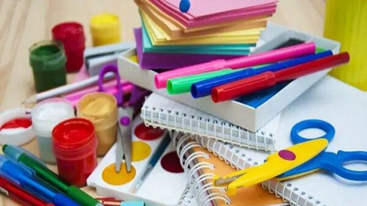 توزیع ۷ هزار بسته نوشت‌افزار به ارزش ۷۰ میلیارد ریال میان دانش‌آموزان دهک‌های ۱ تا ۳ جامعه هدف صندوق