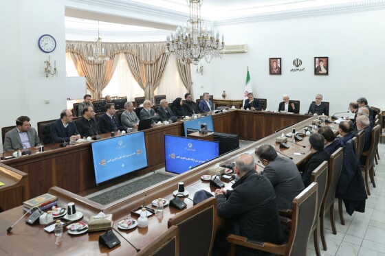 جلسه بررسی ارتقاء علم و فناوری کشور