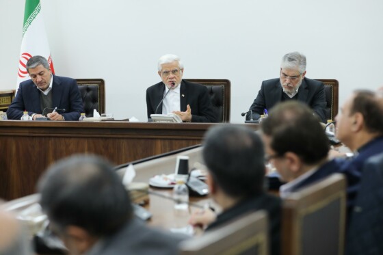 جلسه بررسی ارتقاء علم و فناوری کشور