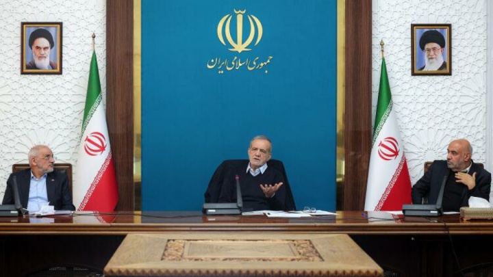 پزشکیان: برای غلبه بر ناترازی باید از راهکارهای متنوع و بهره‌ور استفاده کنیم