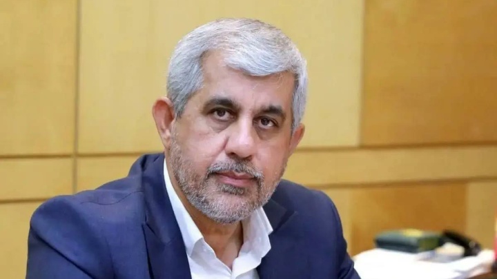 همه باید سکانداران اجرایی را یاری کنیم