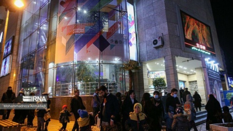 سالنهای سینما همچون شرایط عادی باز است