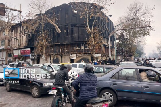 تخریب و آتش سوزی اماکن عمومی رشت