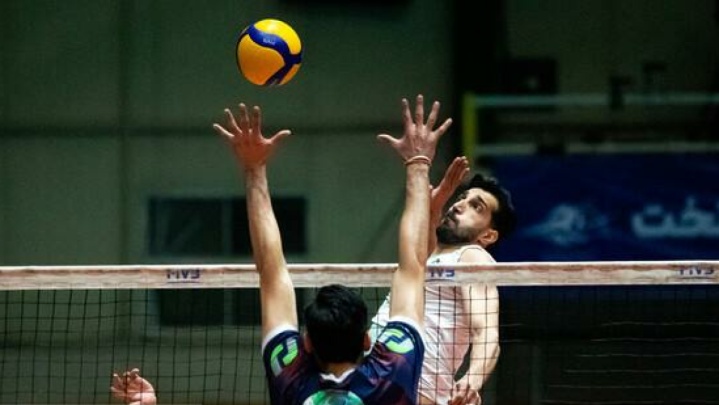هفته ۱۲ و ۱۳ لیگ برتر والیبال به تعویق افتاد
