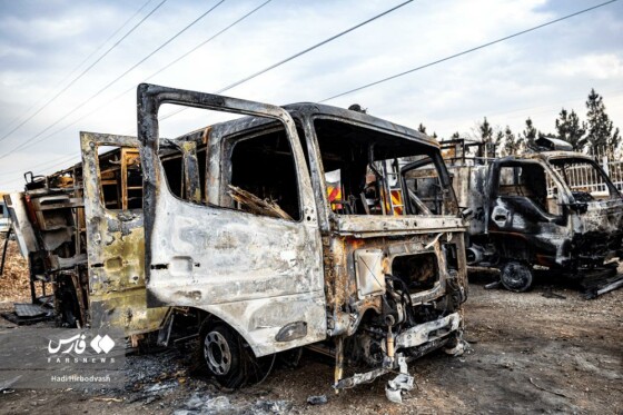 تخریب خودروهای امدادی آتشنشانی توسط اغتشاشگران