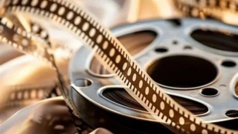 فیلم‌هایی که امروز از تلویزیون پخش می‌شود