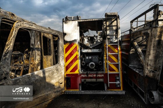 تخریب خودروهای امدادی آتشنشانی توسط اغتشاشگران