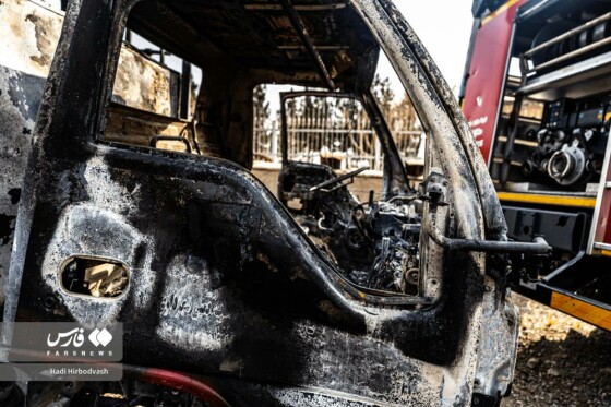 تخریب خودروهای امدادی آتشنشانی توسط اغتشاشگران