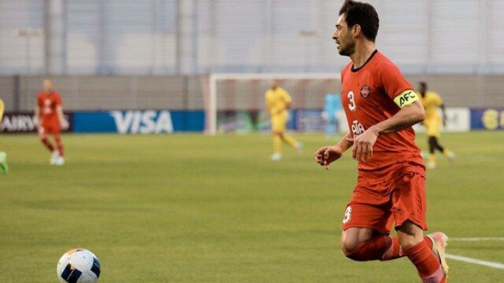 شکایت پرسپولیس از استقلال و خلیل‌زاده رد شد