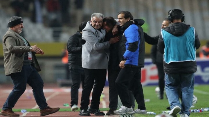 روند سینوسی باشگاه استقلال برای هواداران قابل قبول نیست