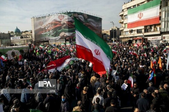 منبع: ایران