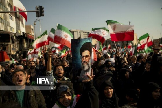 منبع: ایران