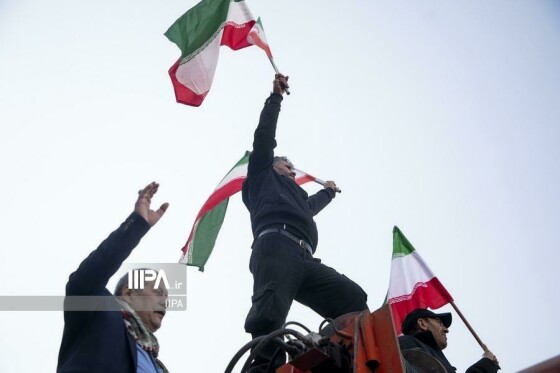 منبع: ایران