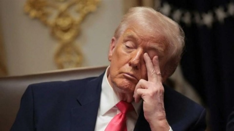 با مخالفان جمهوری اسلامی در ارتباط هستم