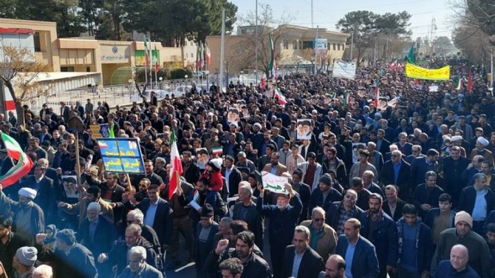 محکومیت اغتشاشات مسلحانه ، اولویت پخش زنده رسانه‌های عربی